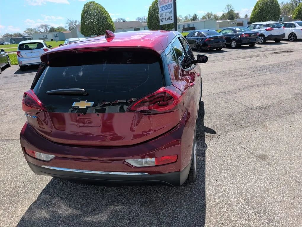 Used 2021 Chevrolet Bolt LT FWD image 7