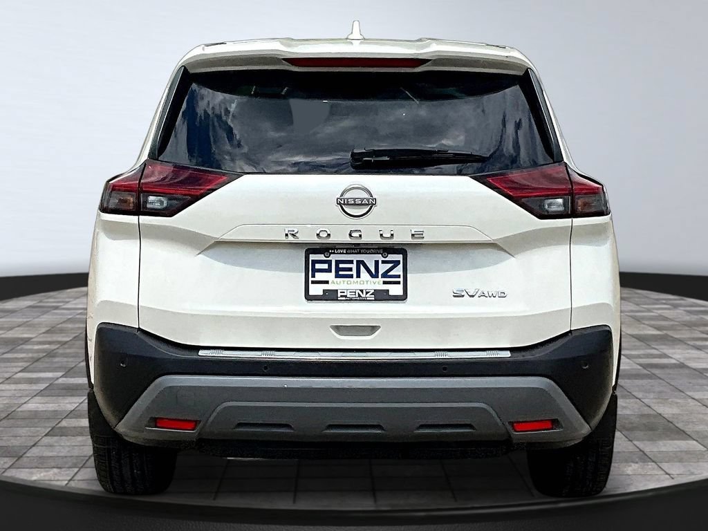 Used 2023 Nissan Rogue SV AWD/4WD image 6