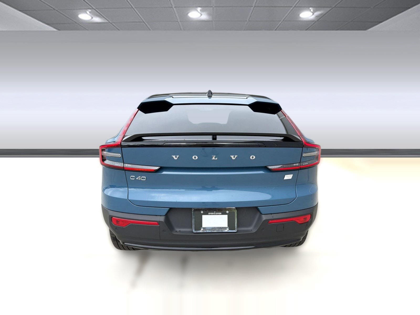 Certified 2023 Volvo C40 P8 Recharge Ultimate image 9