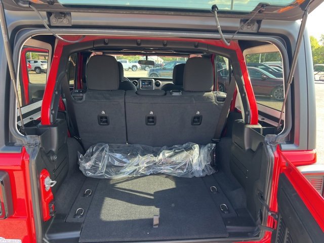 Used 2021 Jeep Wrangler Unlimited Sport image 27