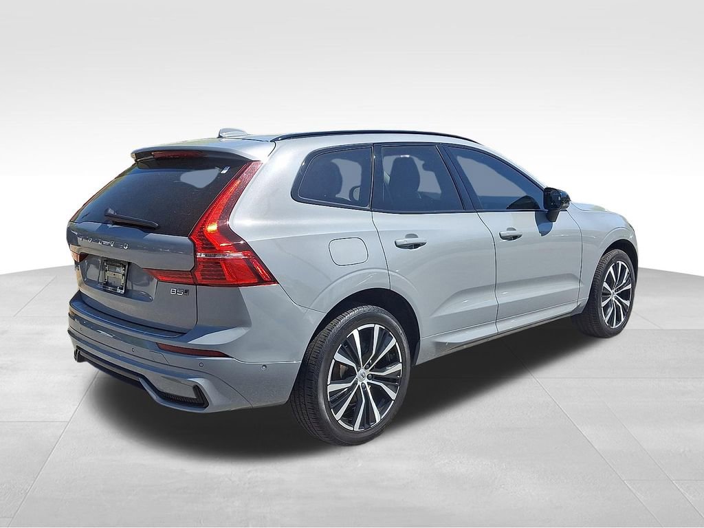 Used 2024 Volvo XC60 B5 Plus w/ Protection Package Premier image 6