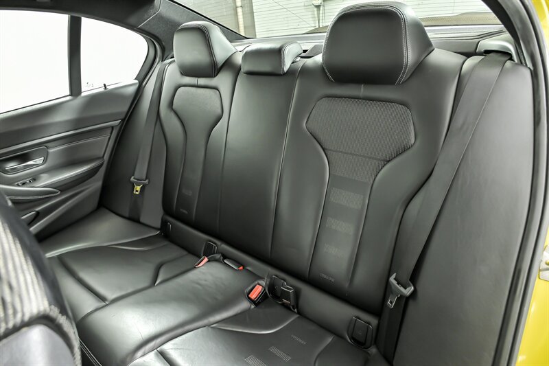 Used 2016 BMW M3 RWD image 18