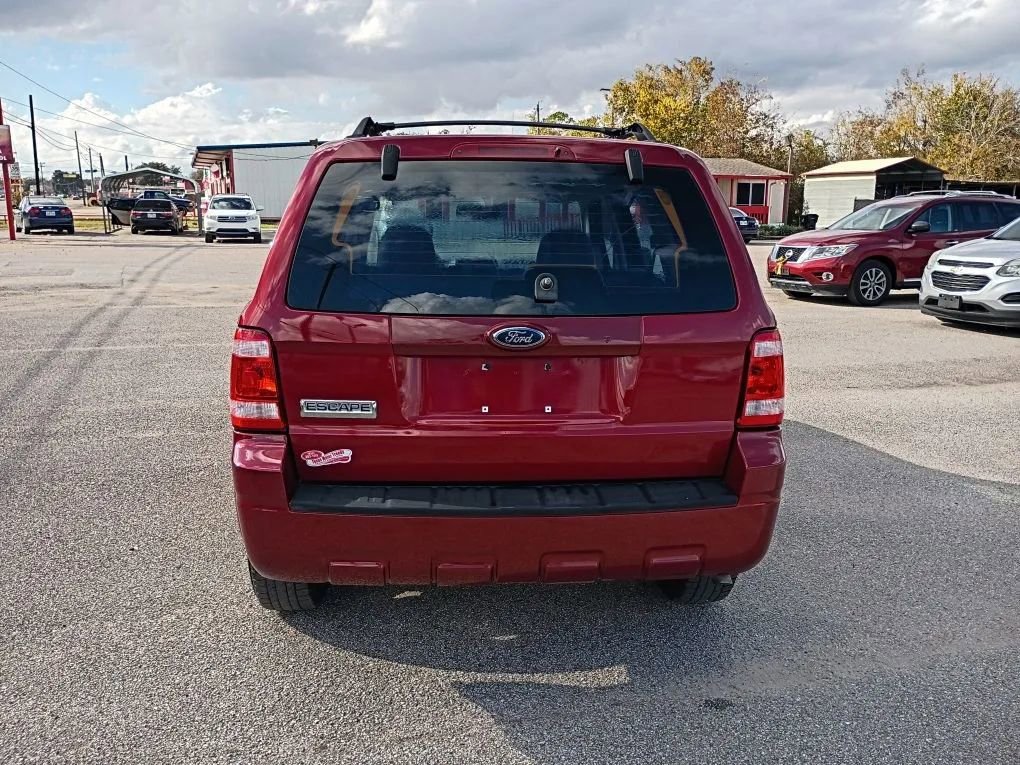 Used 2009 Ford Escape XLS image 4
