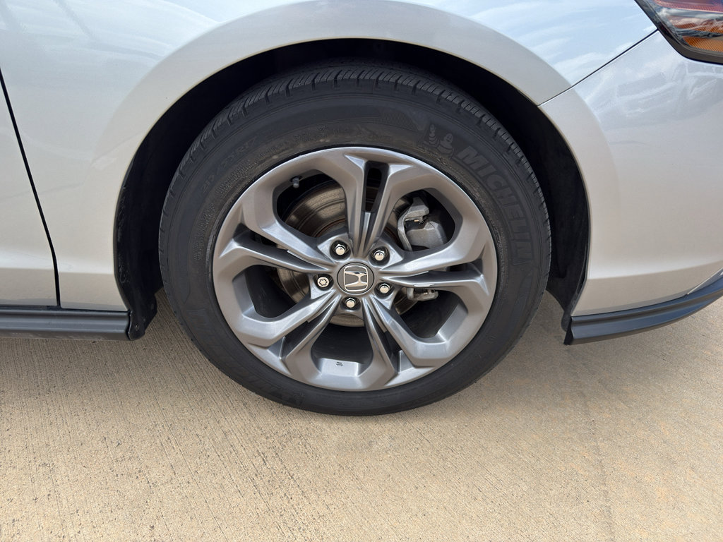 Used 2024 Honda Accord EX image 28