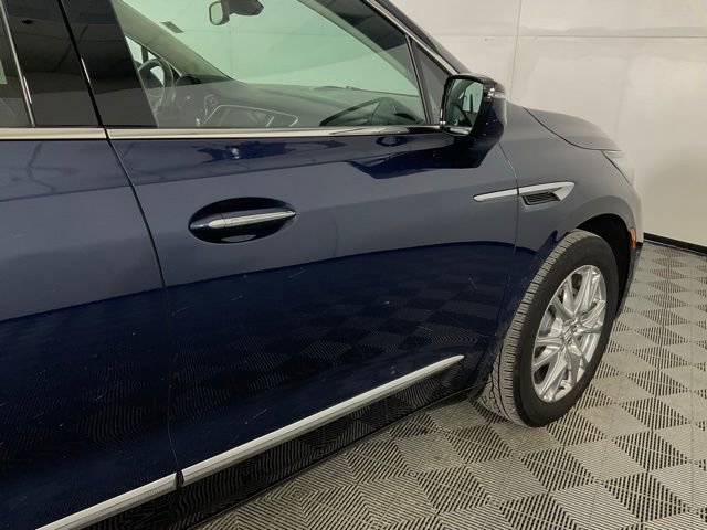 Used 2024 Buick Enclave Essence w/ Experience Buick Package image 8