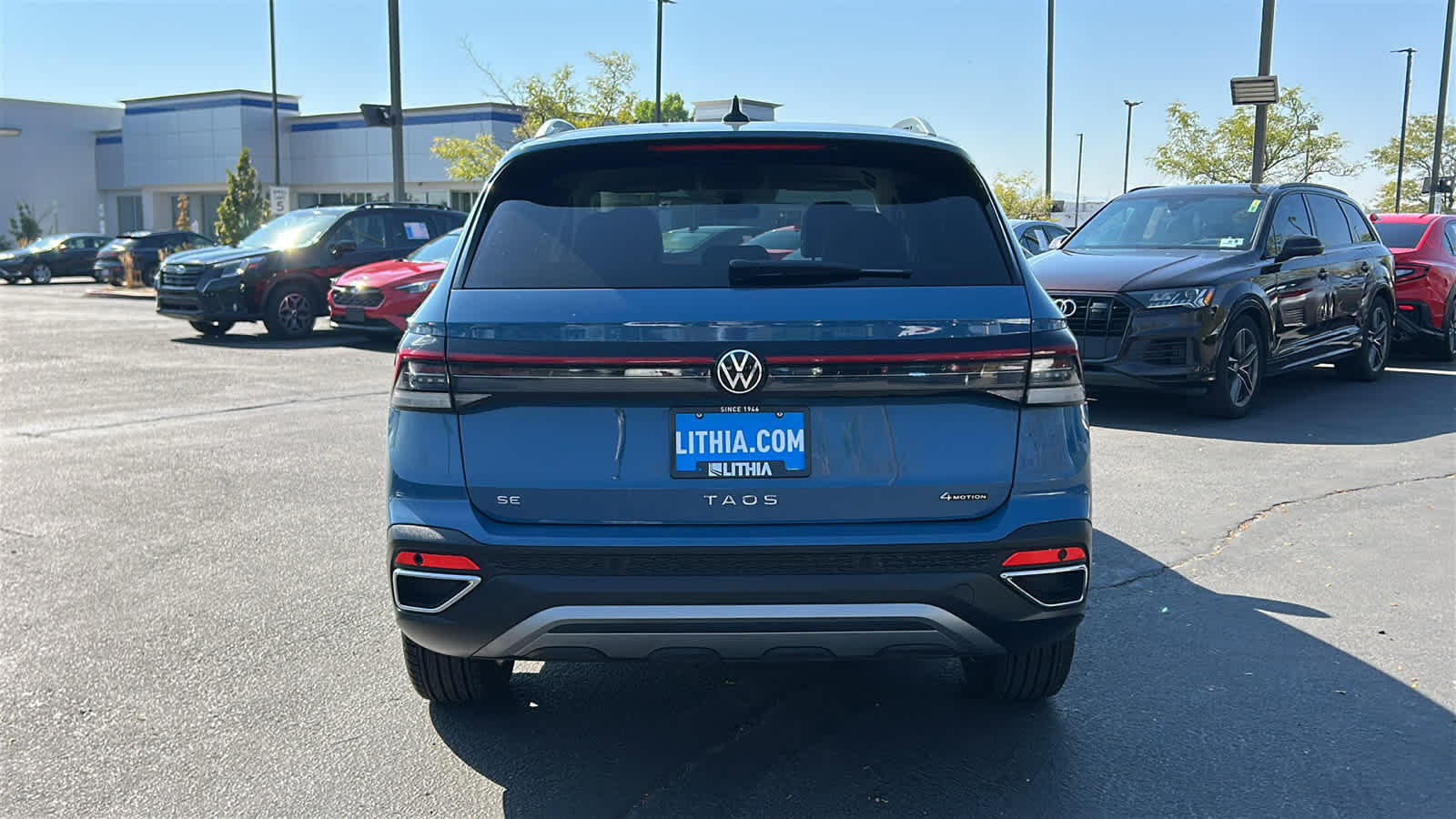 Used 2025 Volkswagen Taos SE AWD/4WD image 6