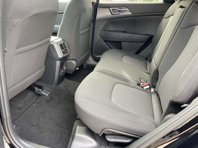 New 2026 Kia Sportage LX FWD image 8