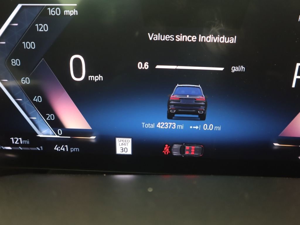 Used 2023 BMW X7 xDrive40i w/ Premium Package AWD/4WD image 11