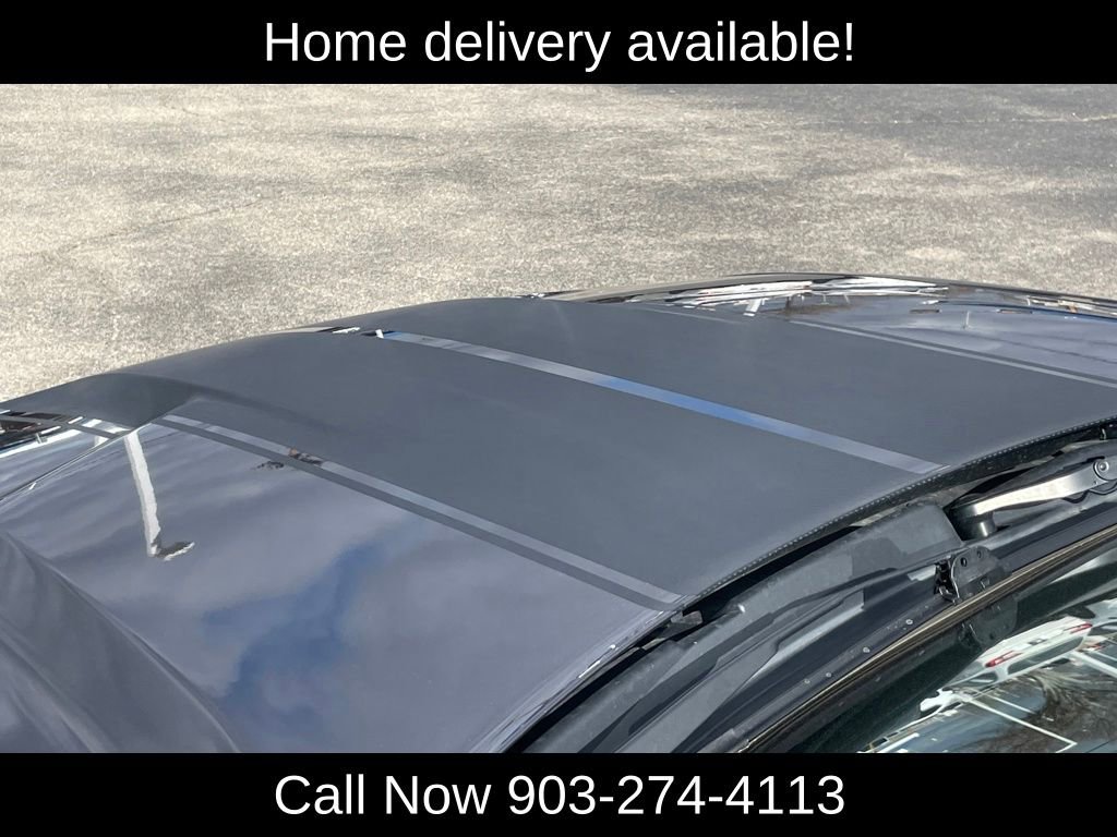 Used 2021 Dodge Challenger SXT w/ Blacktop Package image 17