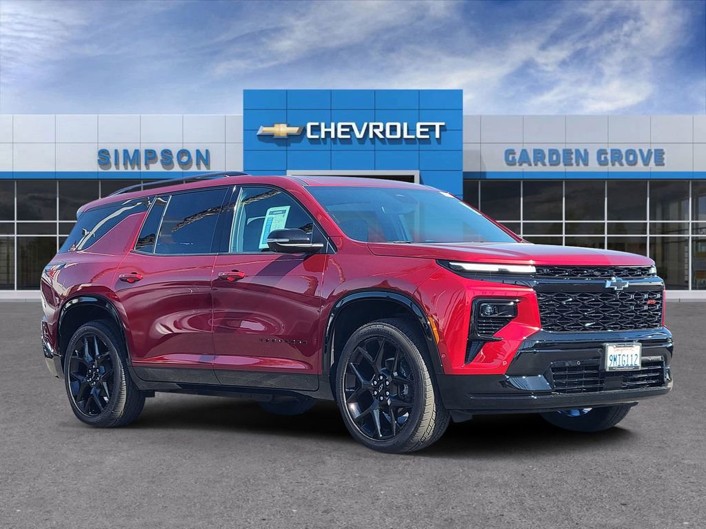 Certified 2024 Chevrolet Traverse RS w/ LPO, Floor Liner Package image 1