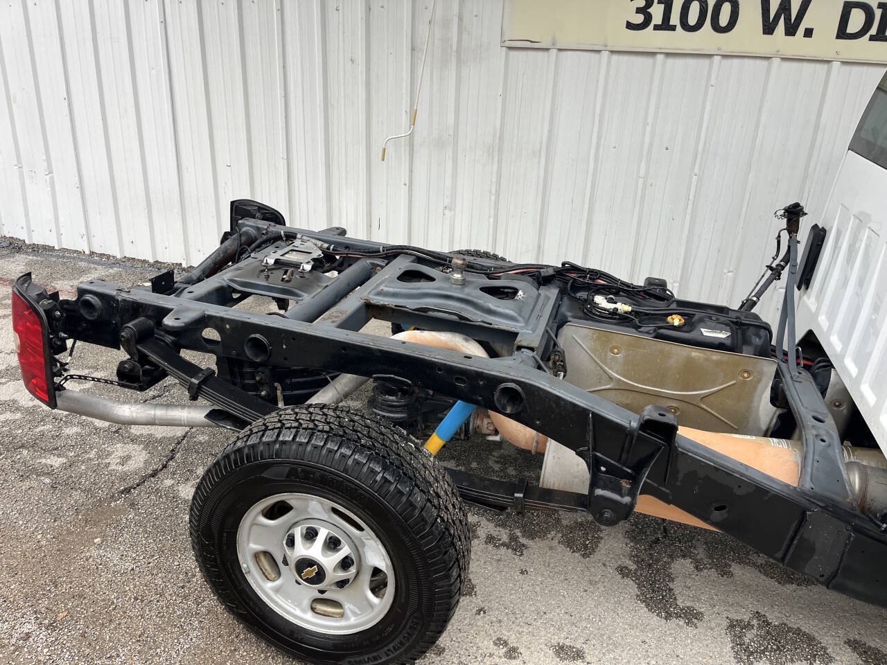 Used 2011 Chevrolet Silverado 2500 W/T RWD image 17