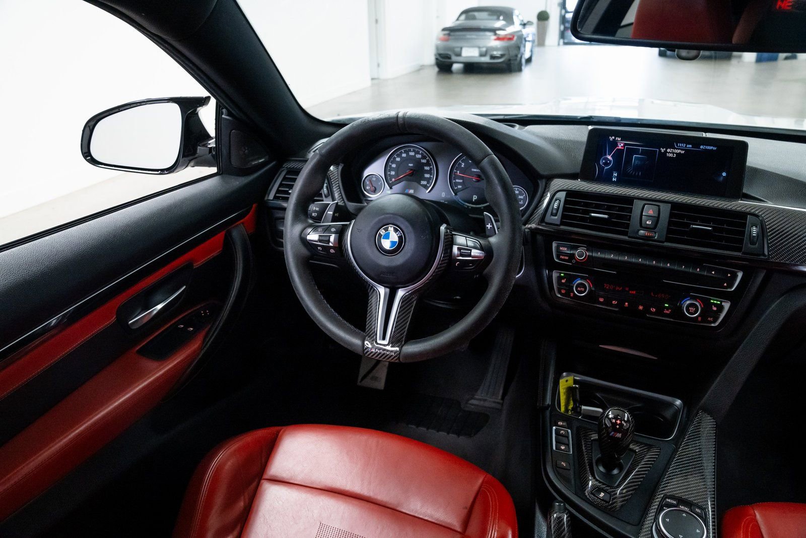 Used 2015 BMW M4 Coupe image 10