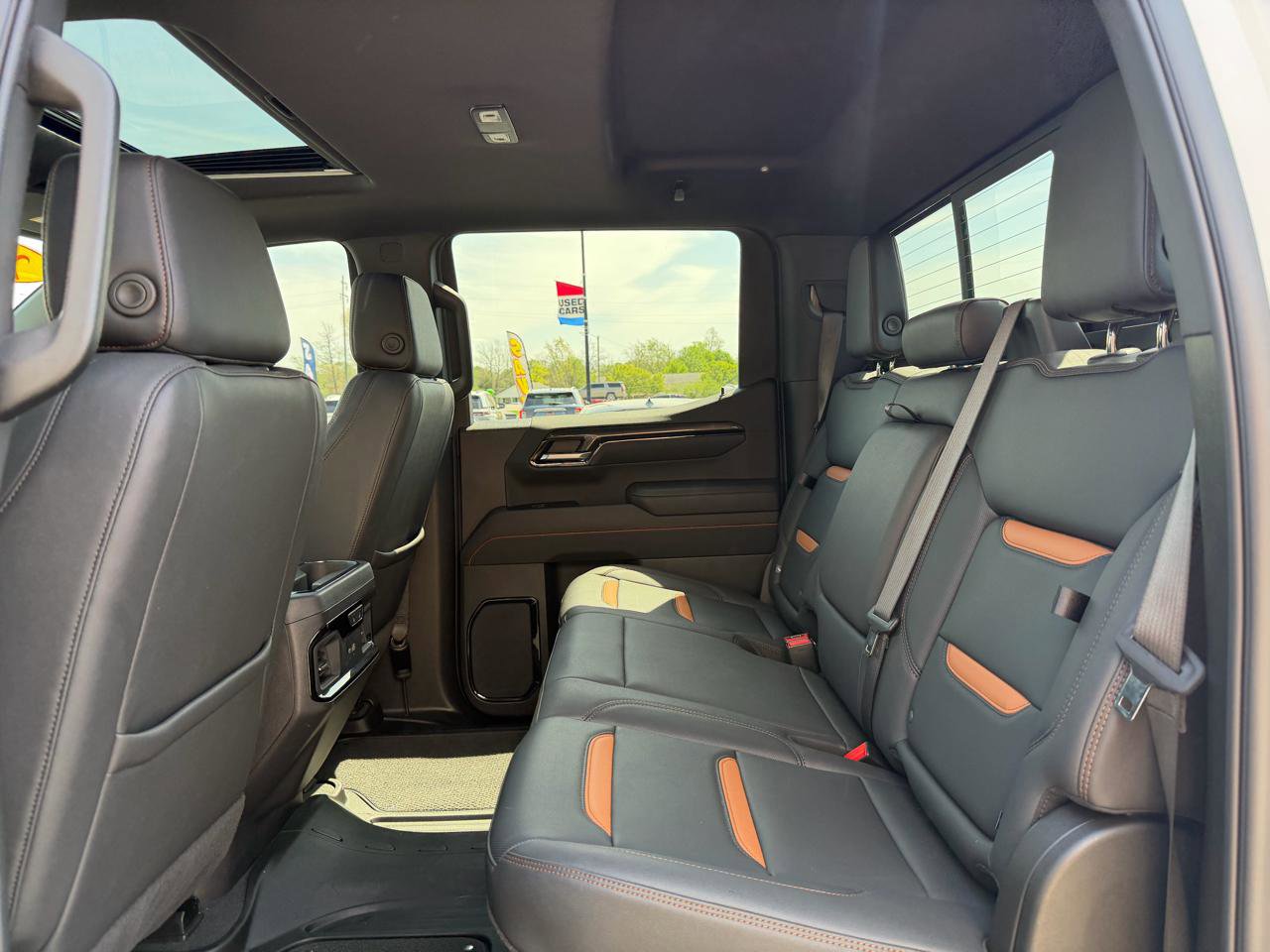 Used 2025 GMC Sierra 1500 AT4 w/ AT4 Premium Package AWD/4WD image 20