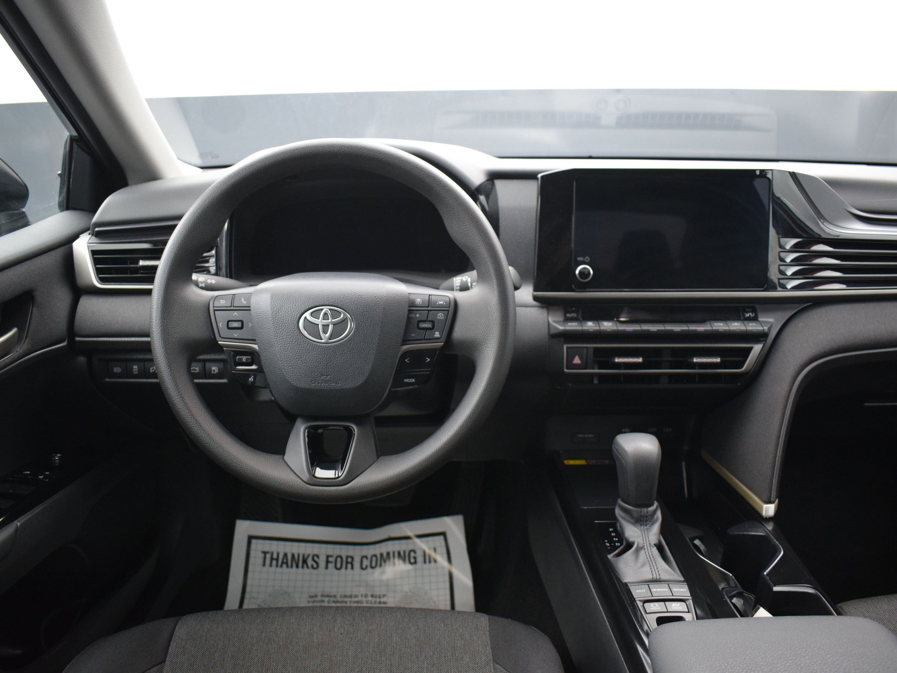 Used 2025 Toyota Camry LE image 14