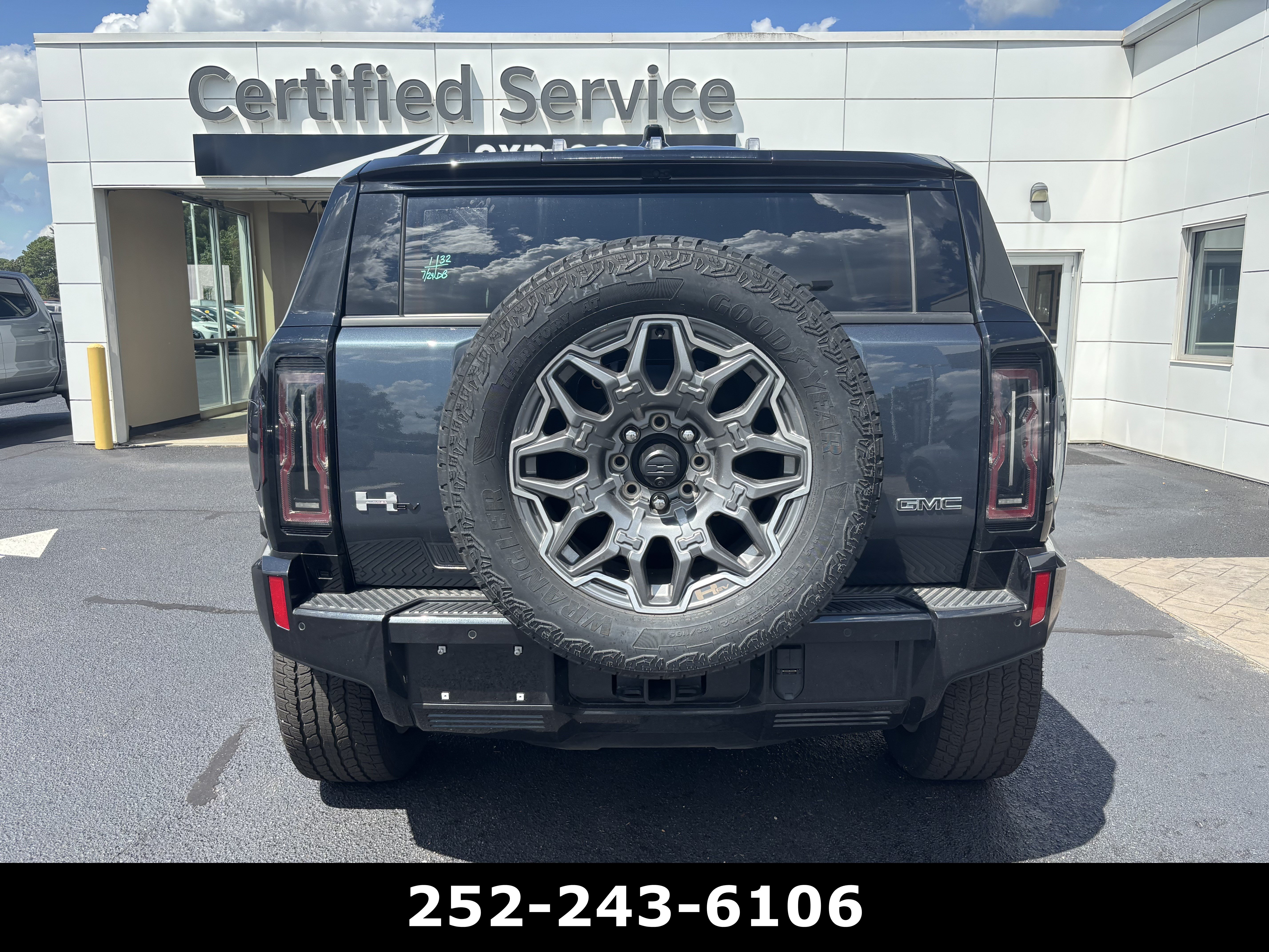Used 2026 GMC Hummer EV SUV AWD/4WD image 6