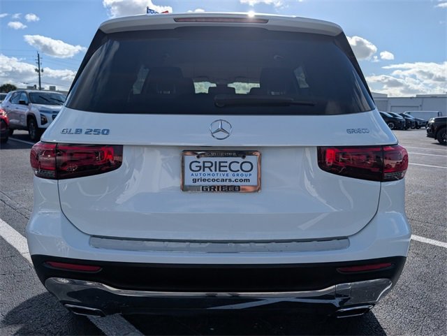 Used 2020 Mercedes-Benz GLB 250 image 10