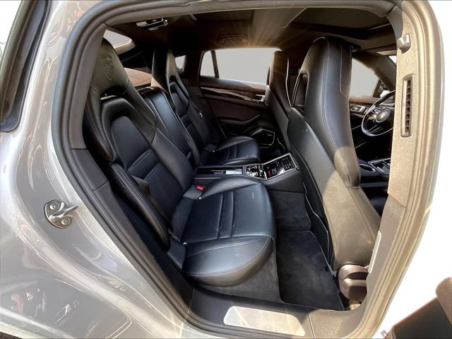 Used 2021 Porsche Panamera RWD image 26