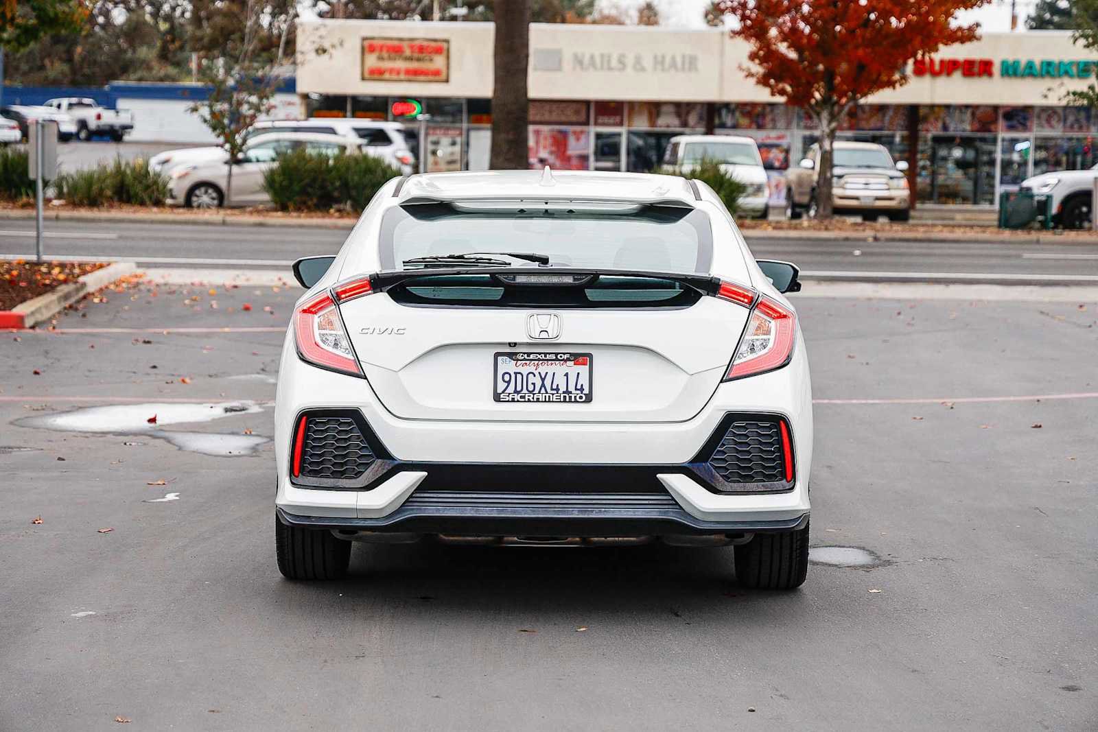 Used 2018 Honda Civic EX-L image 3