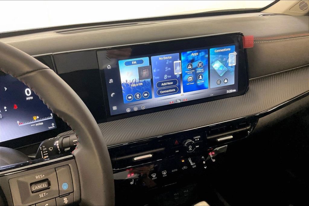 New 2026 Nissan Kicks SR w/ SR Premium Package image 10