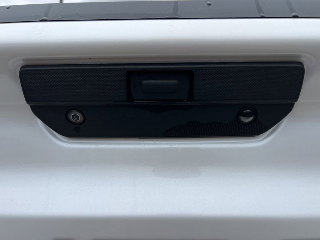 Used 2020 Chevrolet Silverado 1500 LT w/ All-Star Edition image 16