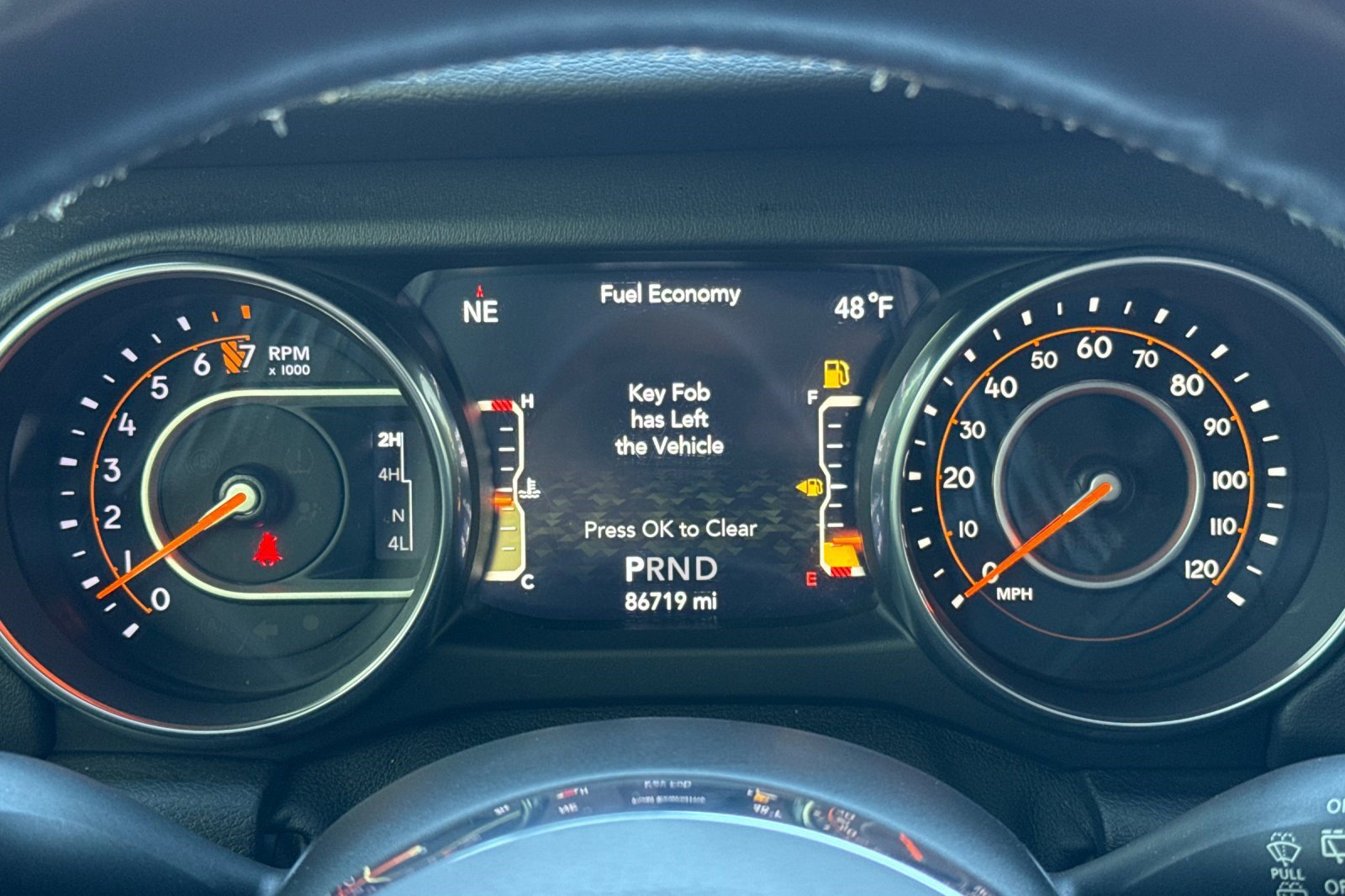 Used 2018 Jeep Wrangler Unlimited Sahara image 33