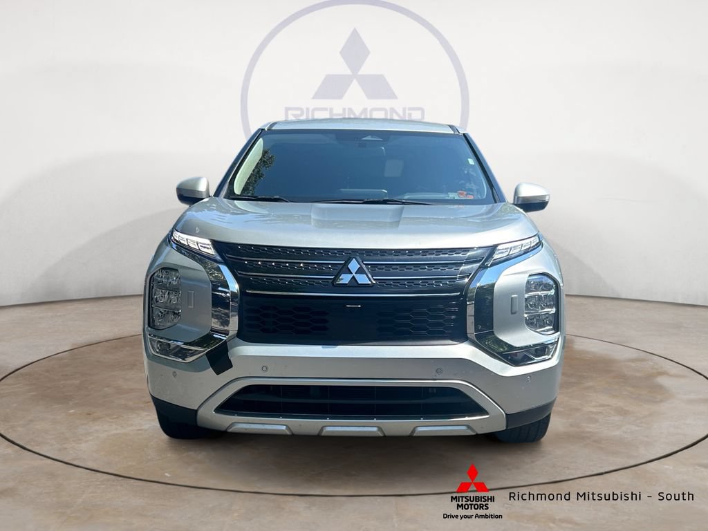 Used 2024 Mitsubishi Outlander SE Black Edition AWD/4WD image 8
