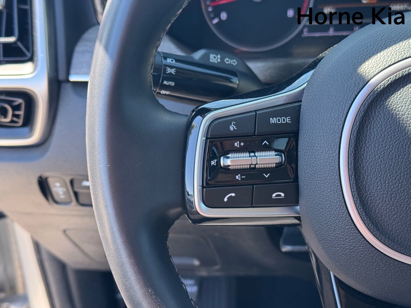 Certified 2022 Kia Sorento S AWD/4WD image 18
