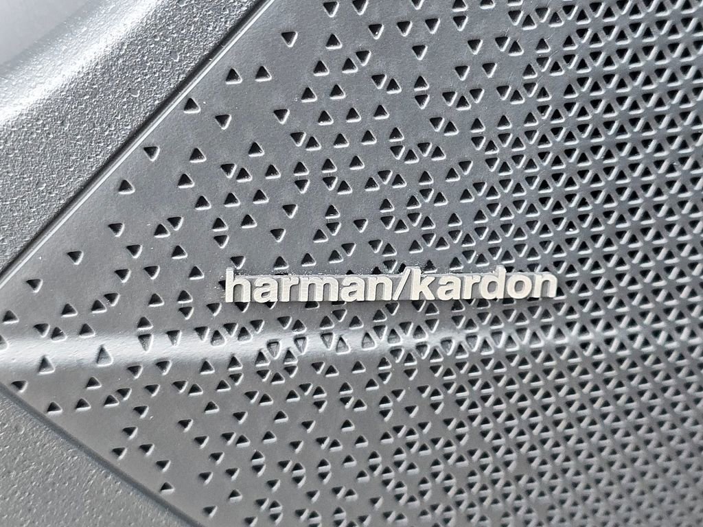 New 2025 Kia Niro Wave w/ Wave Preserve Package image 25