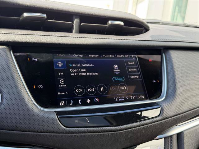 Used 2025 Cadillac XT6 Luxury AWD/4WD image 31