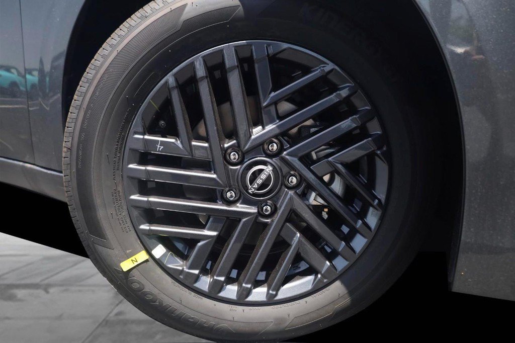 New 2026 Nissan Sentra SV w/ SV Convenience Package FWD image 3
