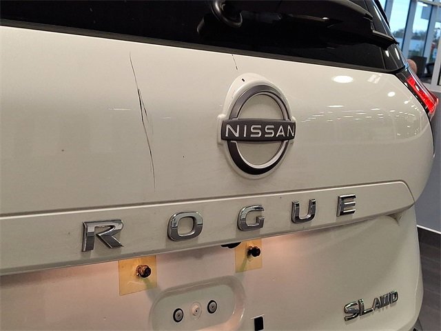 Used 2023 Nissan Rogue SL w/ SL Premium Package image 29
