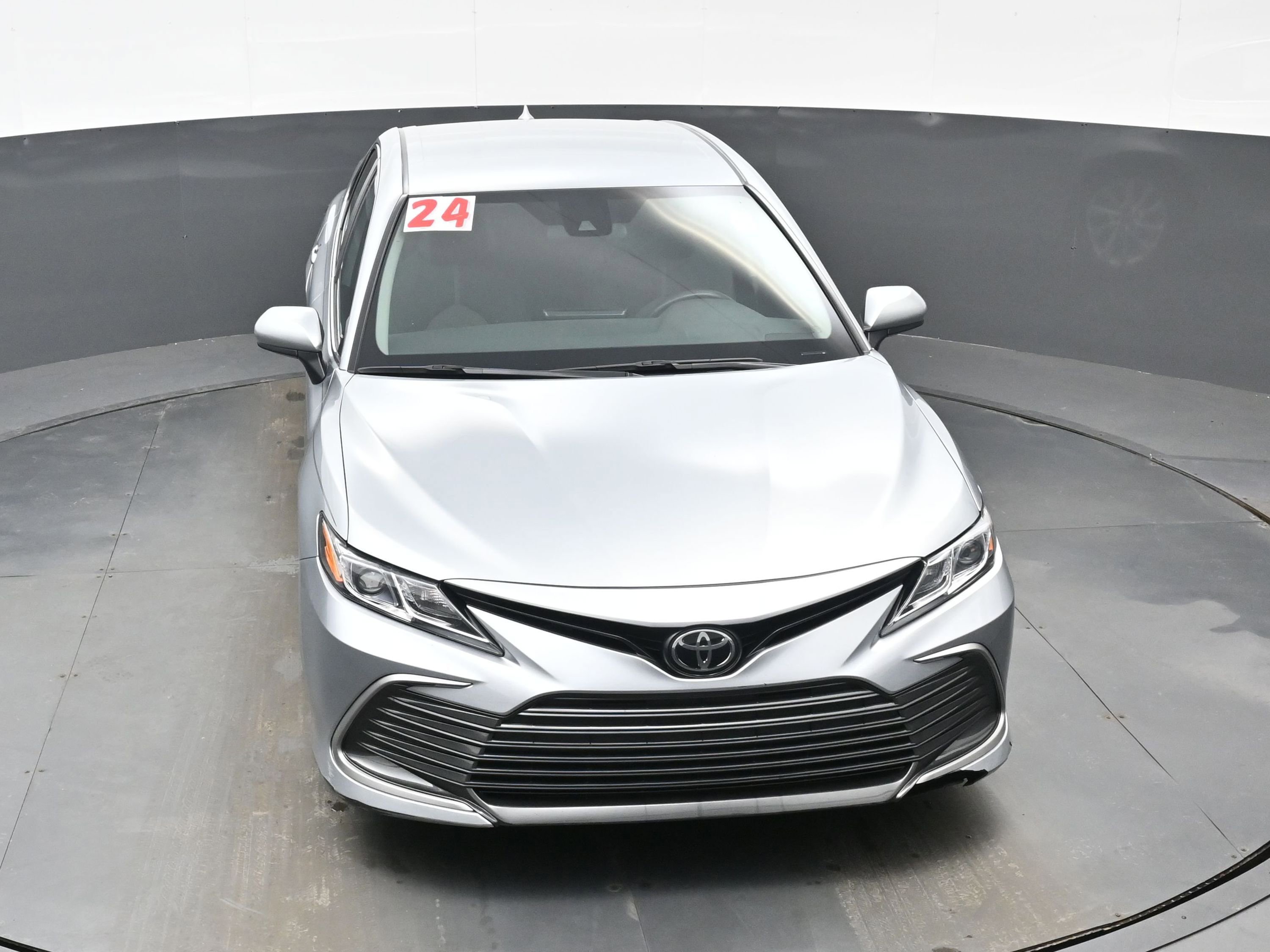Used 2024 Toyota Camry LE image 34