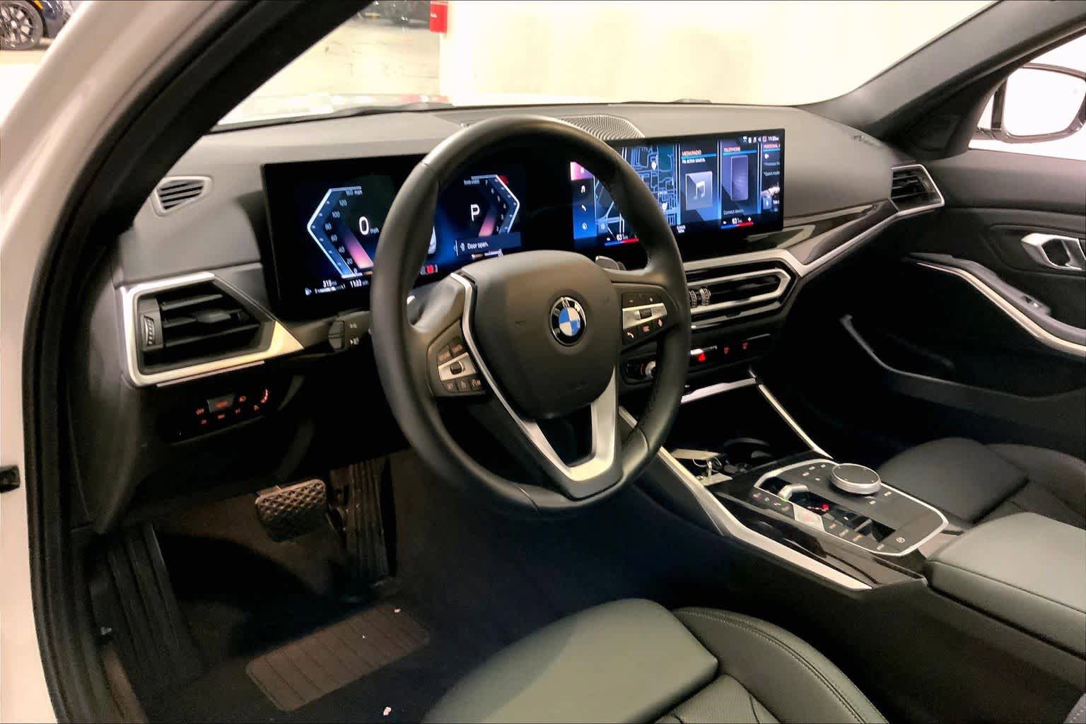 Used 2024 BMW 330i xDrive Sedan w/ Convenience Package AWD/4WD image 17