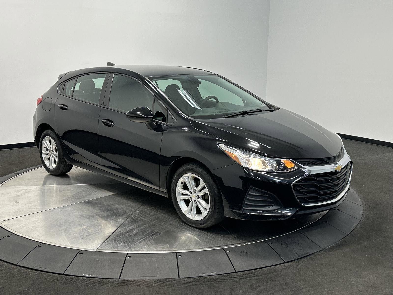Used 2019 Chevrolet Cruze LS w/ LS Convenience Package image 2