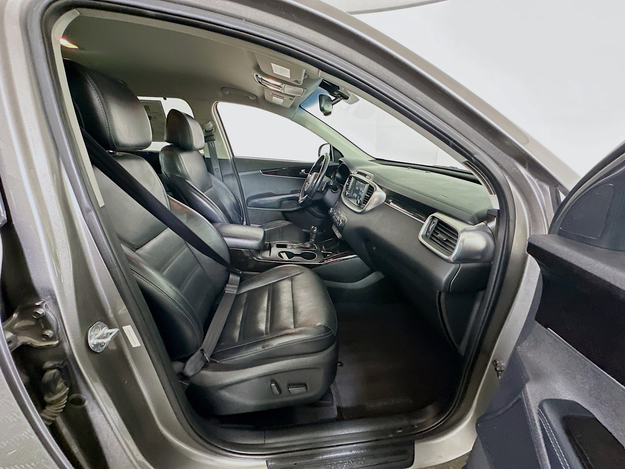 Used 2017 Kia Sorento EX FWD image 31
