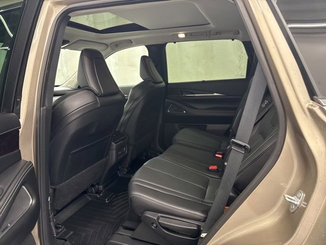 Used 2023 INFINITI QX60 Sensory AWD/4WD image 18