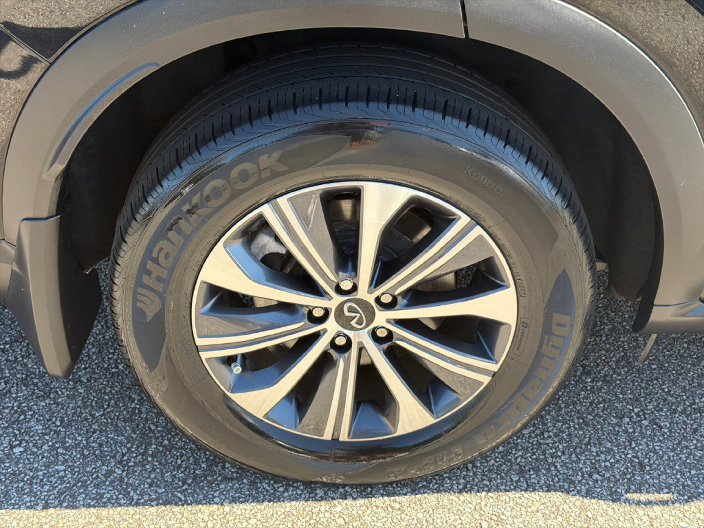 Used 2023 INFINITI QX60 Pure FWD image 17