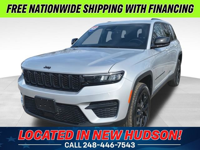 Used 2025 Jeep Grand Cherokee Altitude