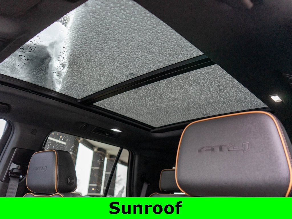 Used 2022 GMC Yukon AT4 w/ Technology Package image 12