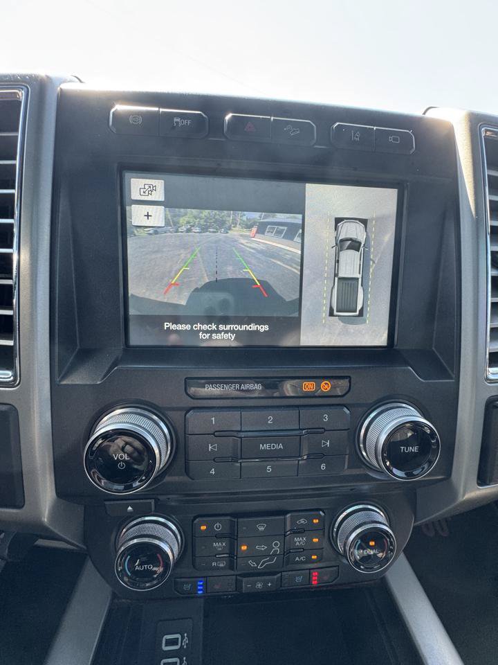 Used 2017 Ford F350 King Ranch w/ King Ranch Ultimate Package AWD/4WD image 19