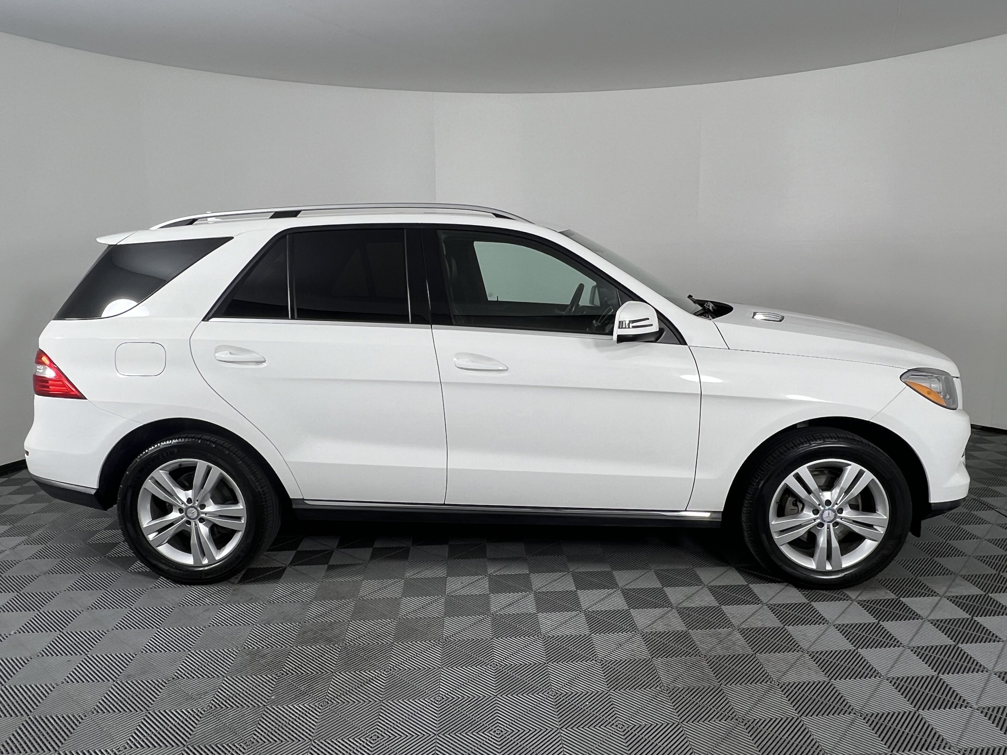 Used 2015 Mercedes-Benz ML 350 4MATIC image 14