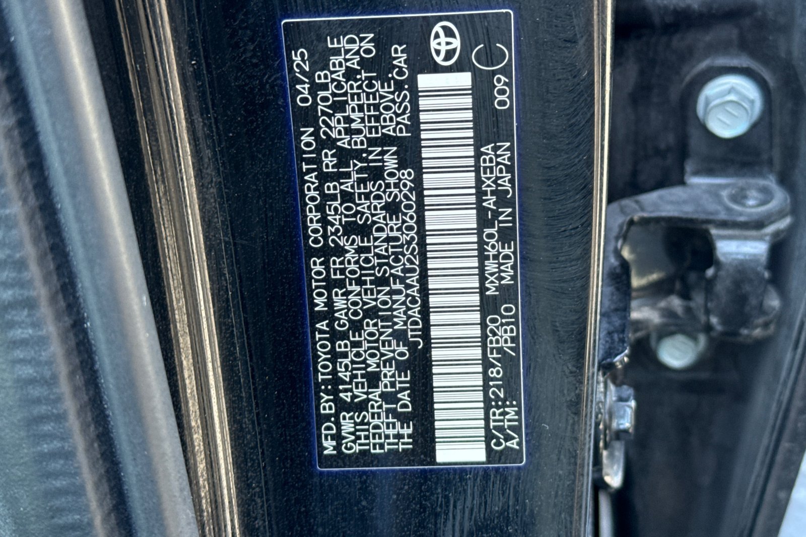 Used 2025 Toyota Prius LE FWD image 35