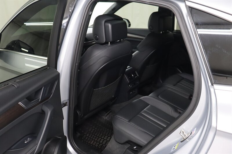 Used 2022 Audi Q5 2.0T Prestige AWD/4WD image 32