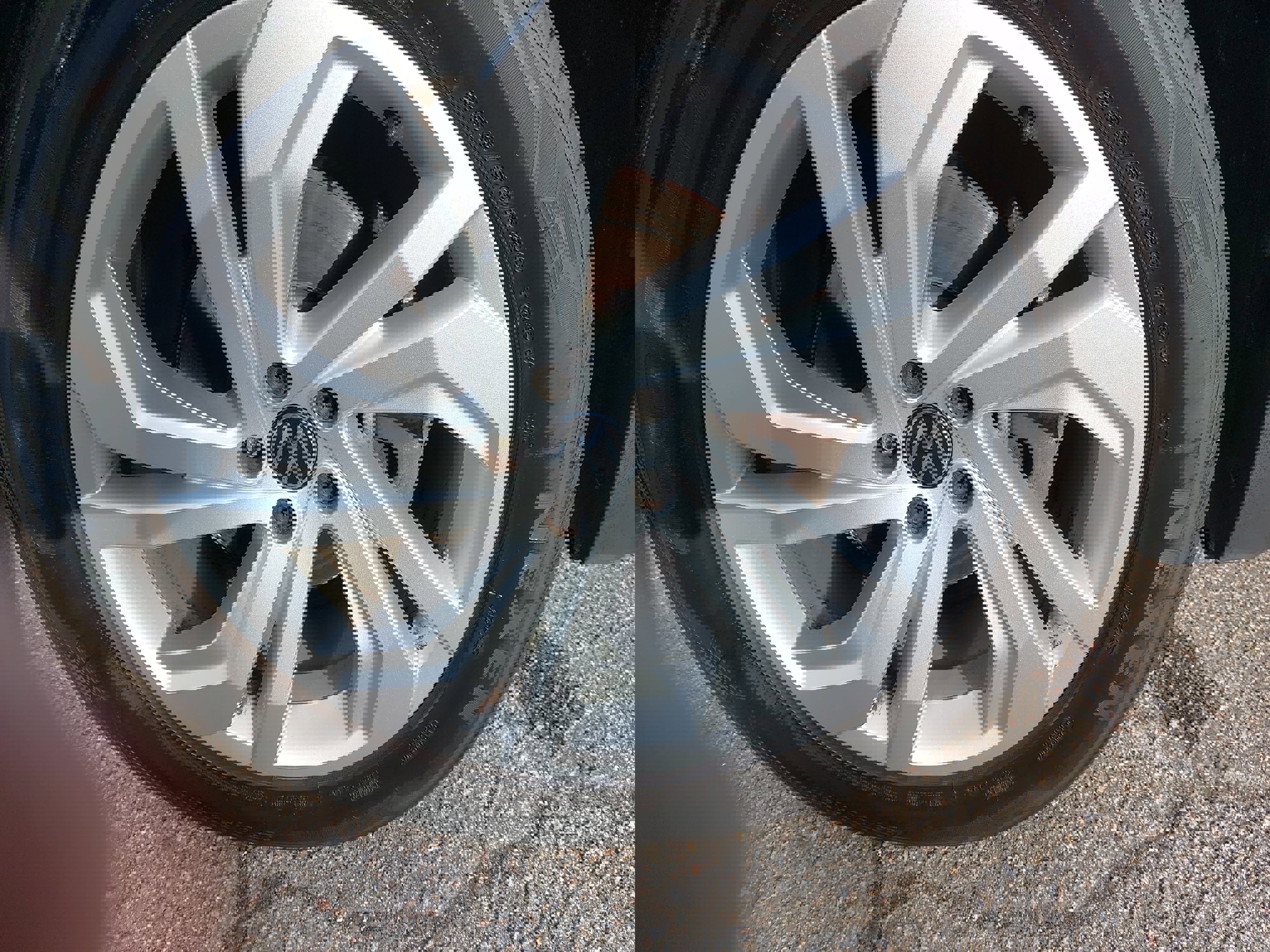 Used 2020 Volkswagen Atlas Cross Sport SEL image 36