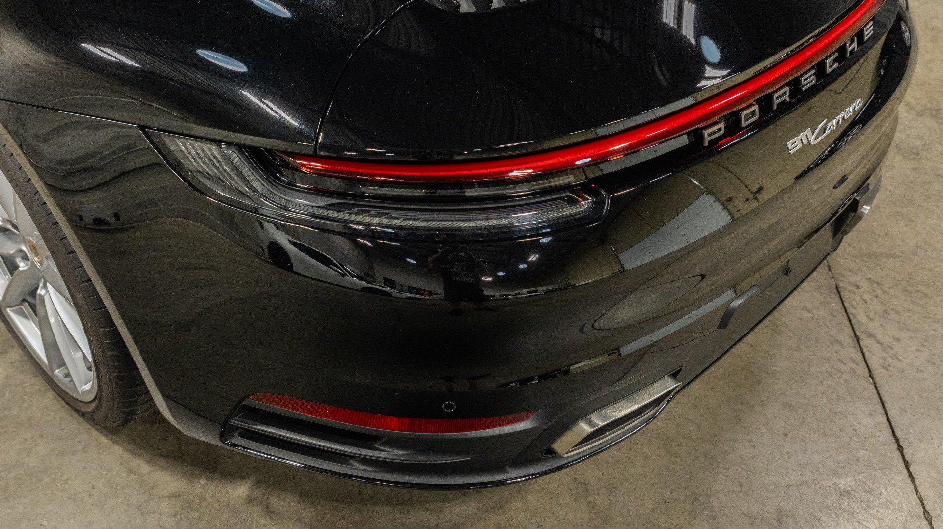Used 2020 Porsche 911 Carrera RWD image 22