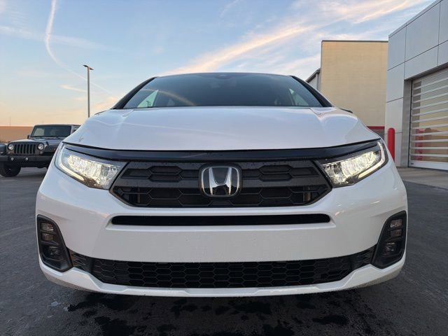 Used 2025 Honda Odyssey Sport-L image 2