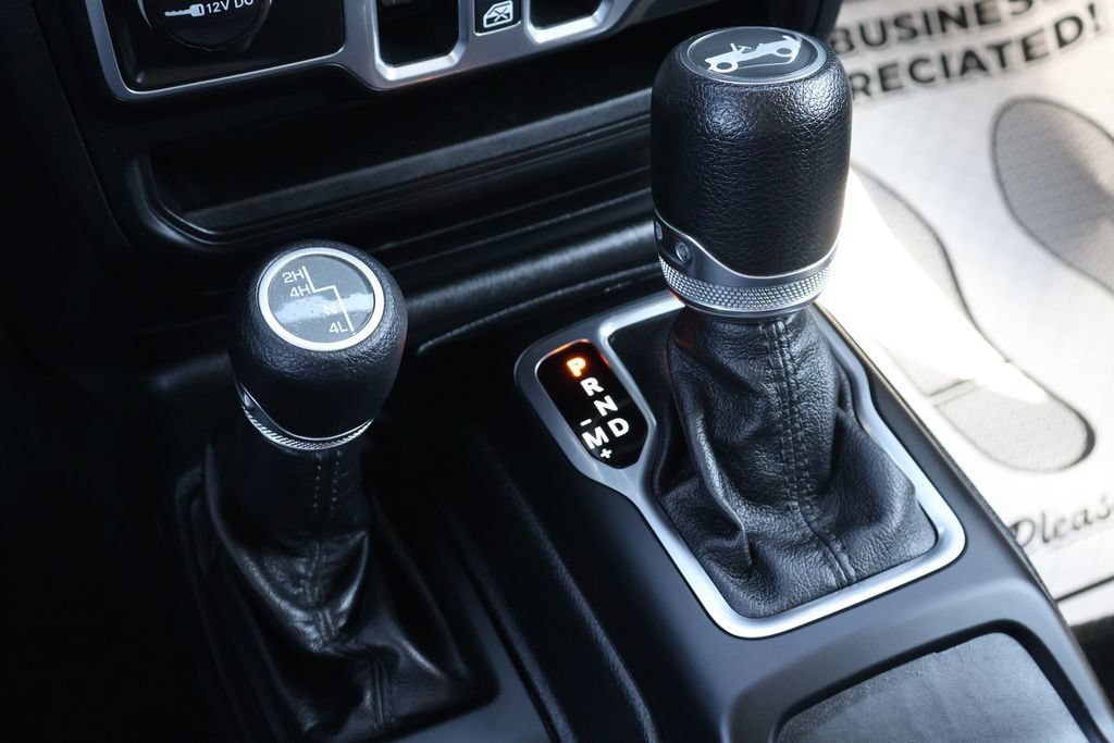 Used 2018 Jeep Wrangler Unlimited Sport S AWD/4WD image 14