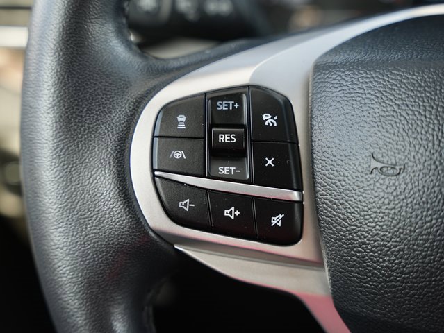 Used 2023 Ford Explorer Limited image 17