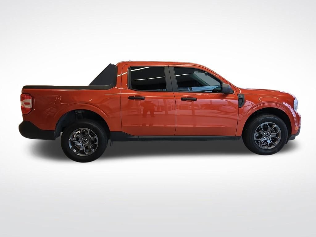 Used 2024 Ford Maverick XLT image 7
