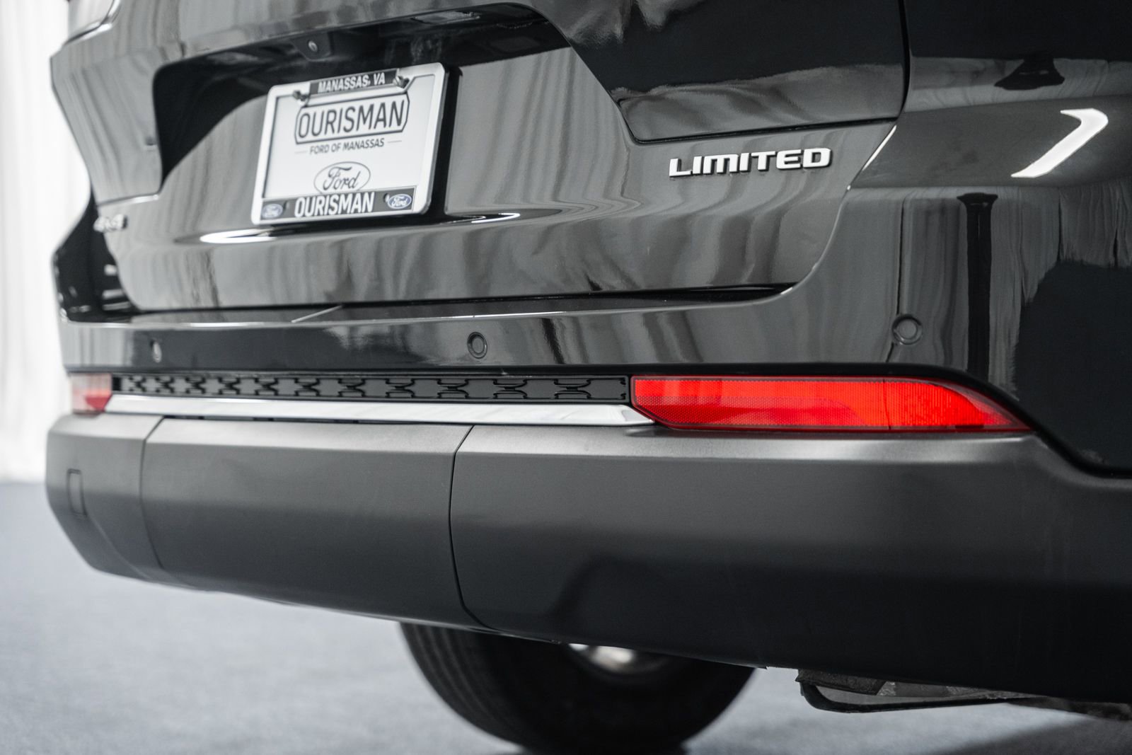 Used 2024 Jeep Grand Cherokee L Limited image 11